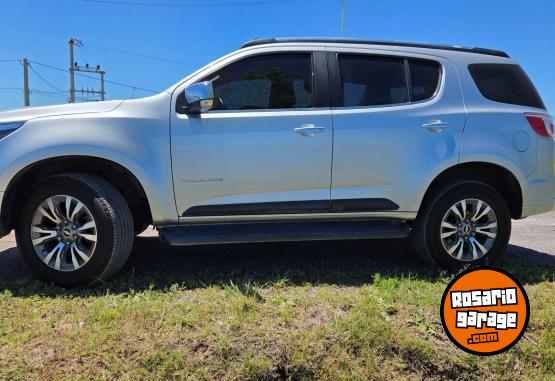 Camionetas - Chevrolet Trailblazer LTZ 4X4 2018 Diesel 64500Km - En Venta