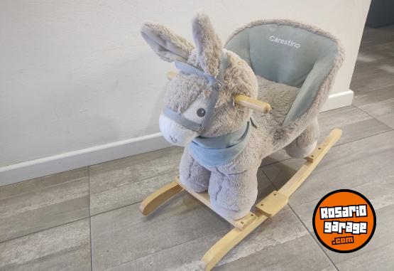 Artículos para bebé - Burrito mecedor Carestino - En Venta