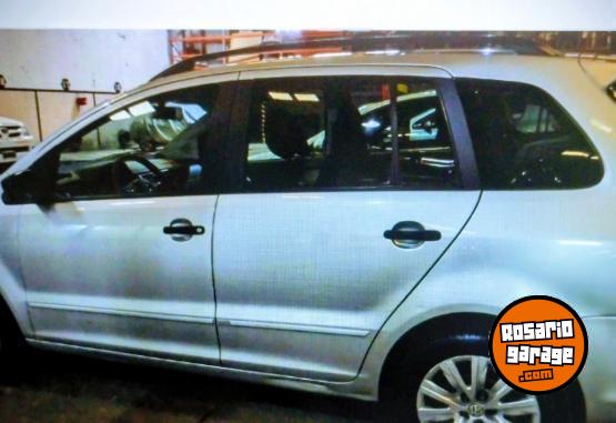 Autos - Volkswagen Suran Confortline 2011 Nafta 126000Km - En Venta