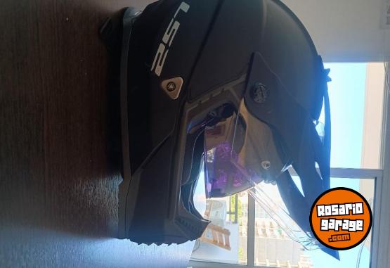 Accesorios para Motos - Casco LS2 Pionner Solid S - En Venta