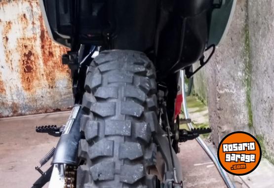 Motos - Honda Tornado 2017 Nafta 30000Km - En Venta