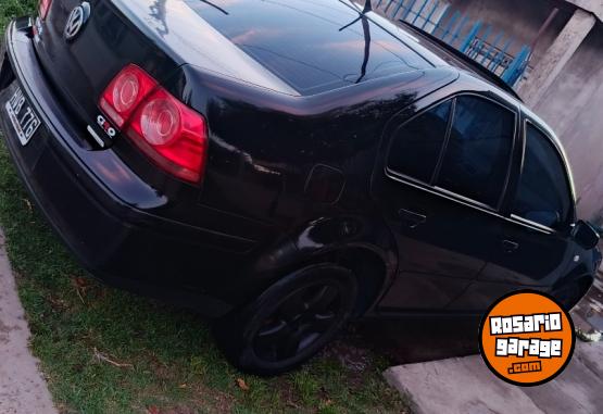 Autos - Volkswagen Bora 2009 Nafta 199000Km - En Venta