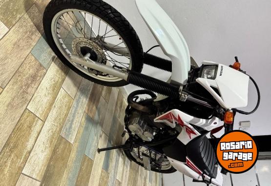 Motos - Honda Xr 250 tornado 2021 Nafta 13999Km - En Venta