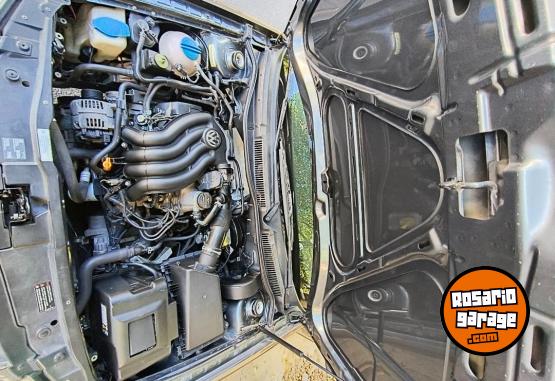 Autos - Volkswagen Bora 2008 Nafta 258000Km - En Venta