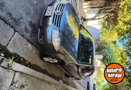 Autos - Volkswagen Bora 2008 Nafta 258000Km - En Venta