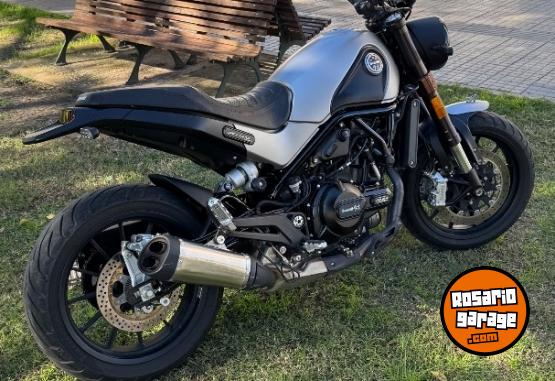 Motos - Benelli Leoncino 500 2022 Nafta 11400Km - En Venta