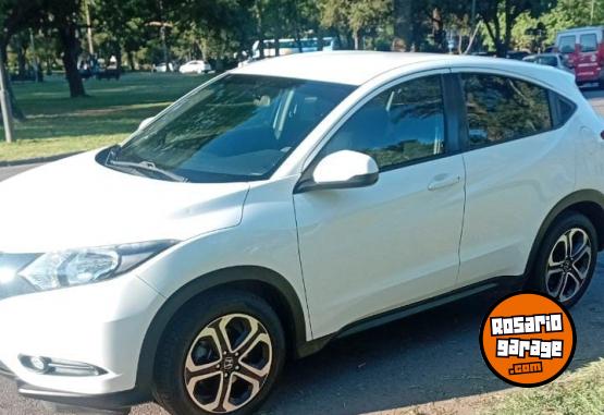 Autos - Honda HRV 2015 Nafta 135000Km - En Venta