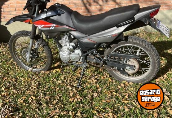 Motos - Zanella ZT 150 2022 Nafta 10100Km - En Venta