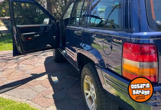 Camionetas - Jeep Cherokee 1999 Nafta 160000Km - En Venta