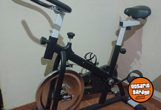Deportes - Bicicleta fija stringay fitness - En Venta