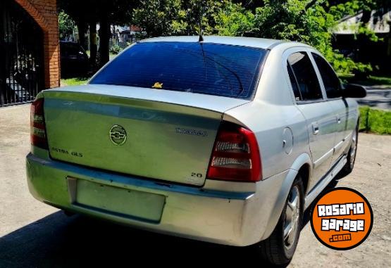 Autos - Chevrolet Astra GLS 2003 Nafta 283000Km - En Venta