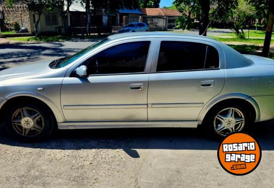 Autos - Chevrolet Astra GLS 2003 Nafta 283000Km - En Venta