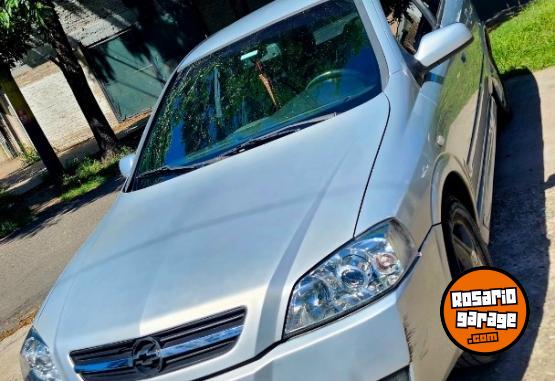Autos - Chevrolet Astra GLS 2003 Nafta 283000Km - En Venta