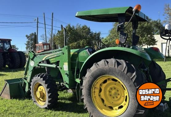 Camiones y Grúas - Jhon Deere 5090e - En Venta
