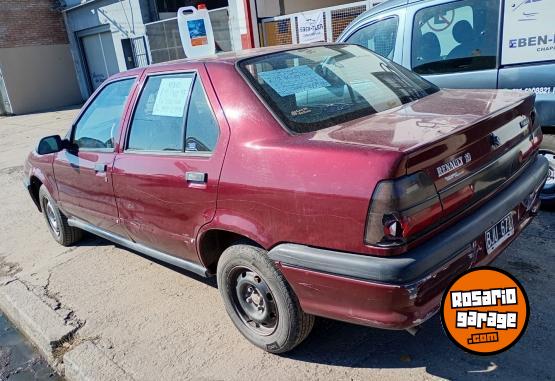 Autos - Renault 19 1997 GNC 400000Km - En Venta