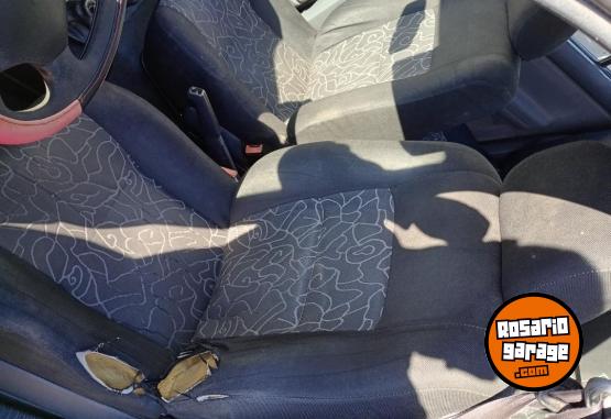 Autos - Renault 19 1997 GNC 400000Km - En Venta