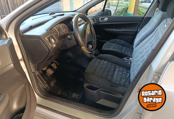 Autos - Peugeot 307 HDI - 2.0 2004 Diesel 256800Km - En Venta