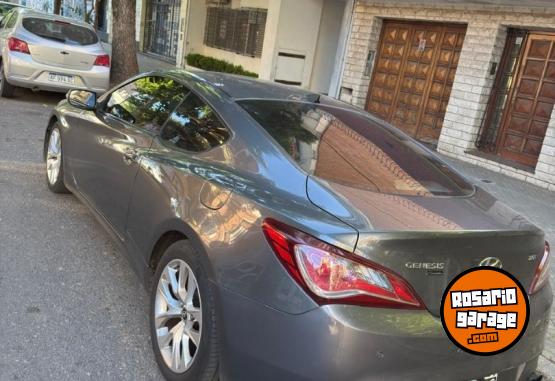 Autos - Hyundai GENESIS COUPE 2013 Nafta 130000Km - En Venta