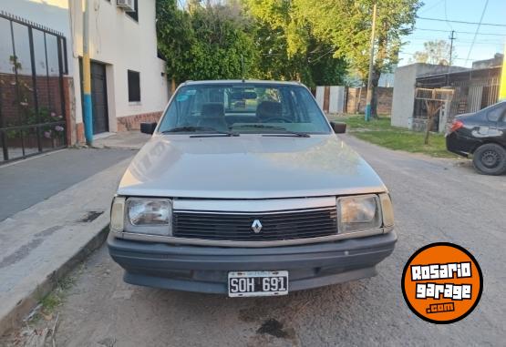 Autos - Renault 18 1992 GNC 270000Km - En Venta