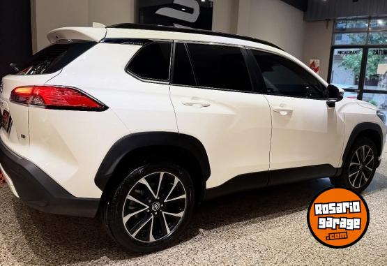 Autos - Toyota COROLLA CROSS SE-G 2024 Nafta 10000Km - En Venta