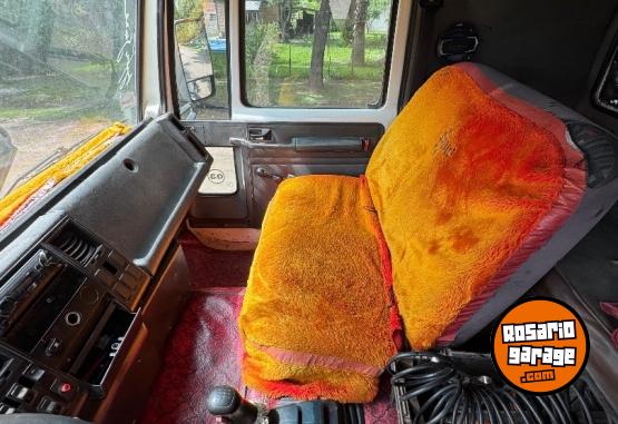 Camiones y Grúas - VENDO FORD CARGO 1722 - En Venta