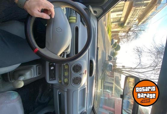 Autos - Renault Twingo 2001 Nafta 220000Km - En Venta