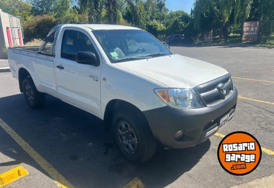 Camionetas - Toyota Hilux 2.5 c/s 2006 Diesel 250000Km - En Venta