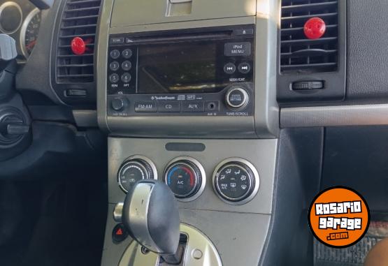 Autos - Nissan Sentra 2011 Nafta 200Km - En Venta