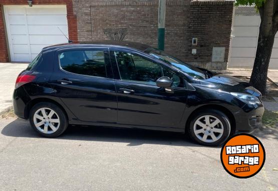 Autos - Peugeot 308 Allure nav 2017 Nafta 100000Km - En Venta