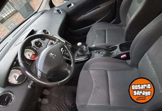Autos - Peugeot 308 Allure nav 2017 Nafta 101000Km - En Venta