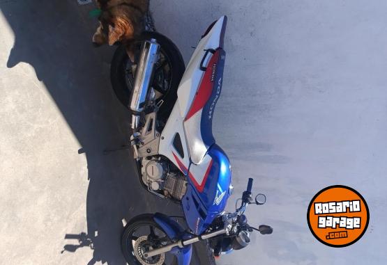 Motos - Honda CB 250 Twister 2015 Nafta 30000Km - En Venta