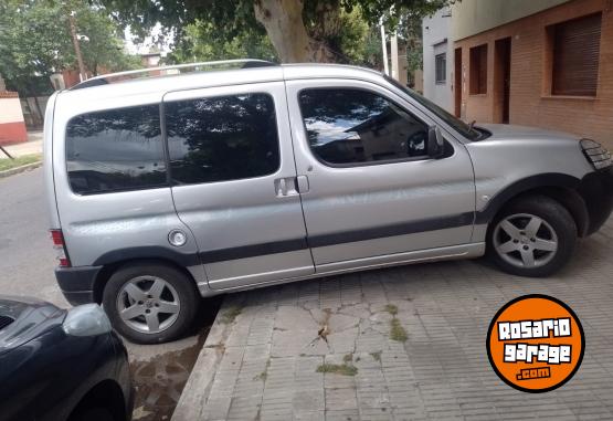 Utilitarios - Peugeot Partner patagonica 1.4 2013 GNC 150000Km - En Venta
