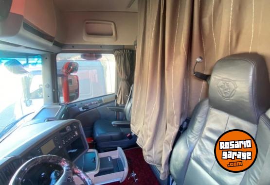 Camiones y Gras - SCANIA R440 - En Venta