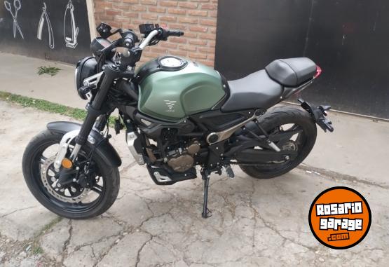 Motos - Voge 300ac 2024 Nafta 7800Km - En Venta