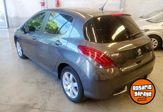 Autos - Peugeot 308 2016 Nafta 102000Km - En Venta