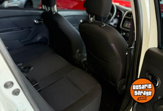 Autos - Renault Sandero Privilege 2017 Nafta 110000Km - En Venta