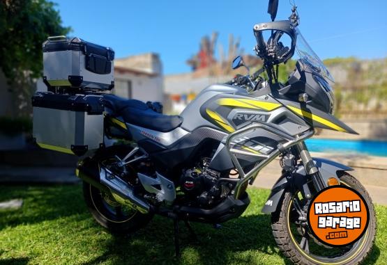 Motos - RVM Tekken 300 2024 Nafta 7400Km - En Venta
