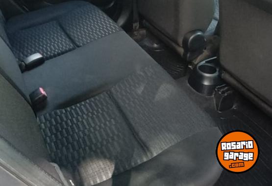 Autos - Toyota ETIOS XLS 2014 Nafta 160000Km - En Venta