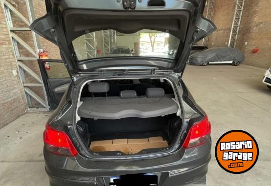 Autos - Chevrolet Onix 2017 Nafta 185000Km - En Venta