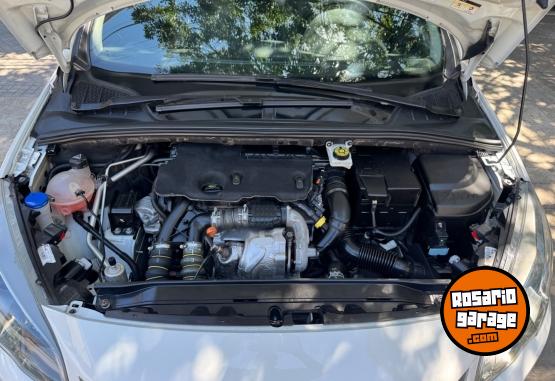 Autos - Peugeot 308 1.6 hdi Allure 2017 Diesel 127000Km - En Venta