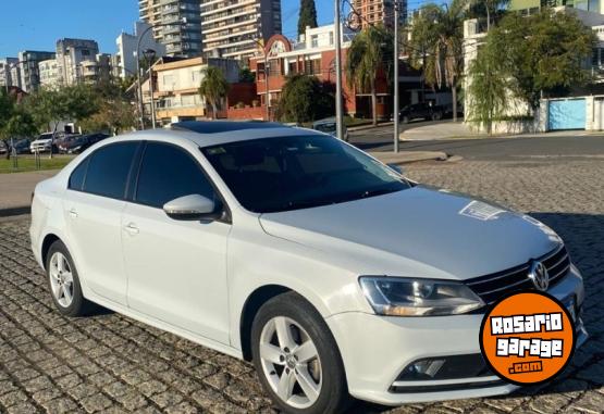 Autos - Volkswagen Vento 2017 Nafta 135000Km - En Venta