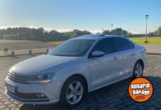 Autos - Volkswagen Vento 2017 Nafta 135000Km - En Venta