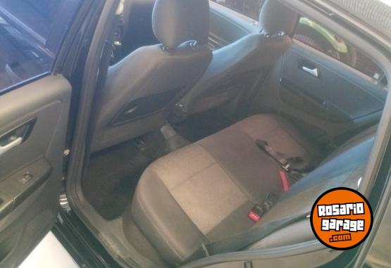 Autos - Volkswagen Suran 2014 Nafta 149000Km - En Venta