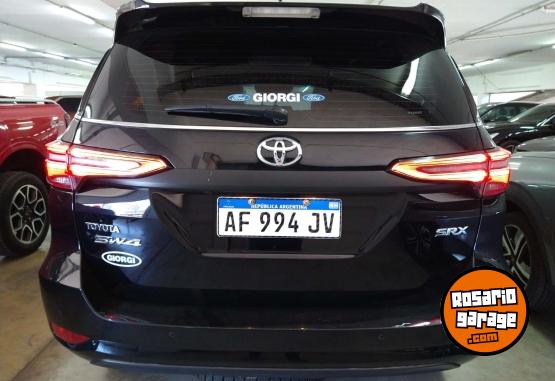 Camionetas - Toyota SW4 SRX 2.8 7A 2023 Diesel 52413Km - En Venta