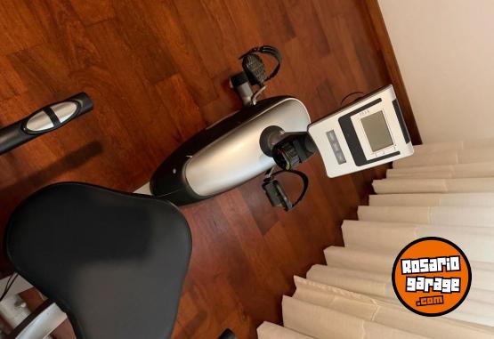 Deportes - Bicicleta Fija con respaldo - En Venta