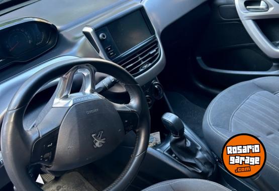 Autos - Peugeot 208 2017 Nafta 88000Km - En Venta