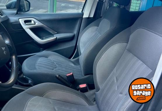 Autos - Peugeot 208 2017 Nafta 88000Km - En Venta
