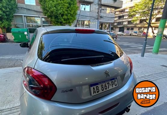 Autos - Peugeot 208 2017 Nafta 88000Km - En Venta