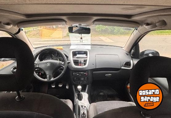 Autos - Peugeot 207 Compact 2009 GNC 189000Km - En Venta