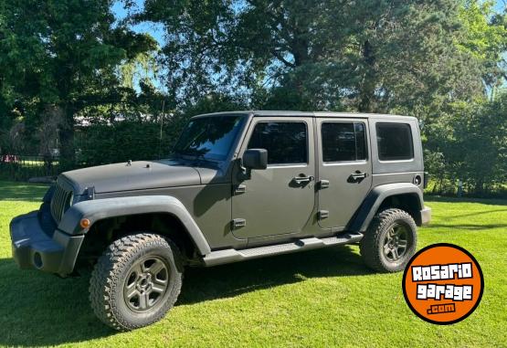 Camionetas - Jeep wrangler 5 puertas 2010 Nafta 130000Km - En Venta